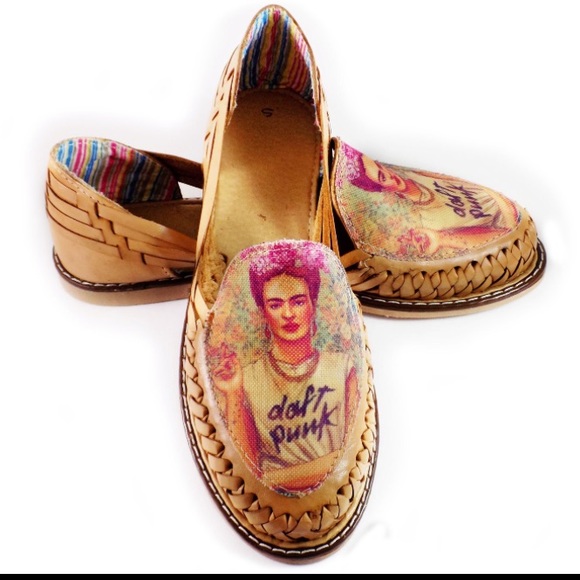 SoldSize 7🌟HP✨Frida Authentic Leather Sandal - Picture 2 of 5